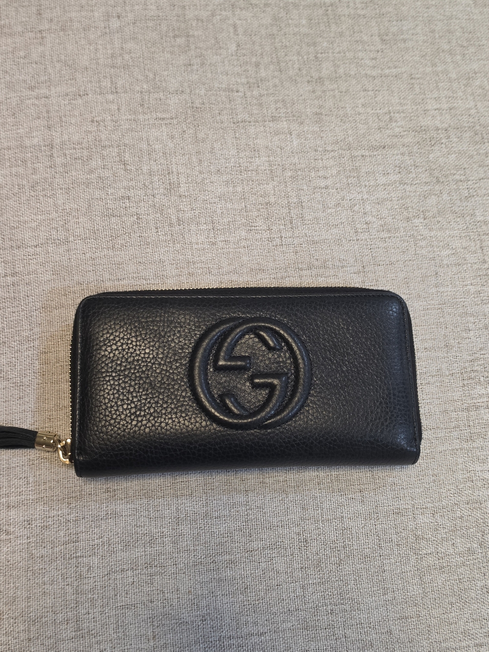 Gucci Black Leather Zip-Around Wallet